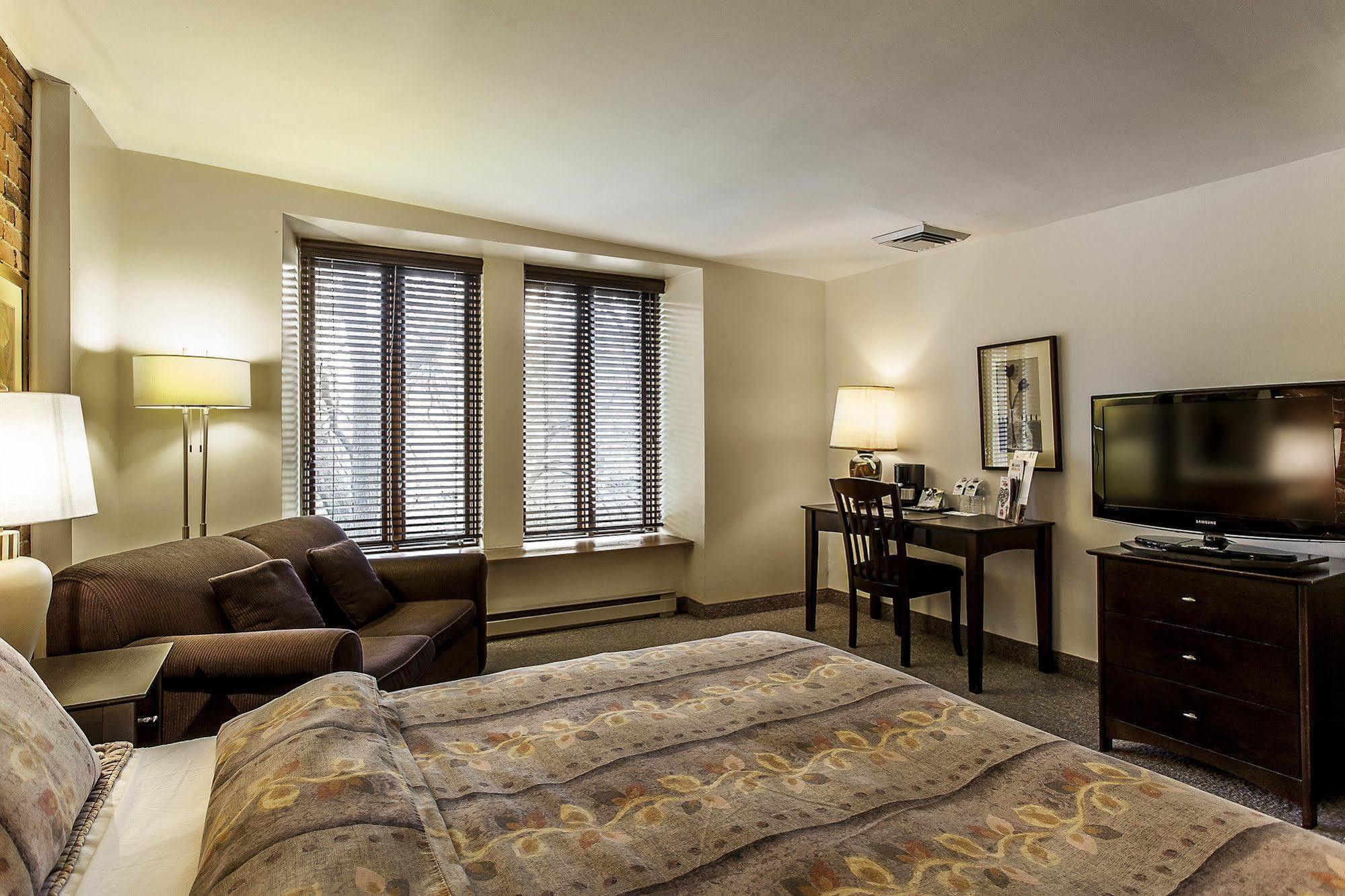 Auberge De La Fontaine Montréal Esterno foto